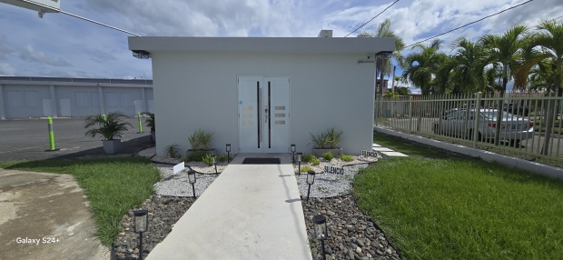 Capilla de adoraci�n perpetua San Juan Mar�a de Vianney