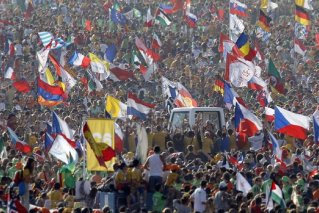 �Queridos j�venes, �finalmente nos encontramos!�