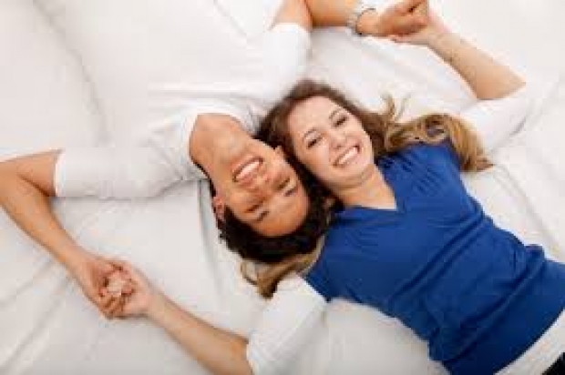 6 maneras como un esposo puede amar ms a su esposa