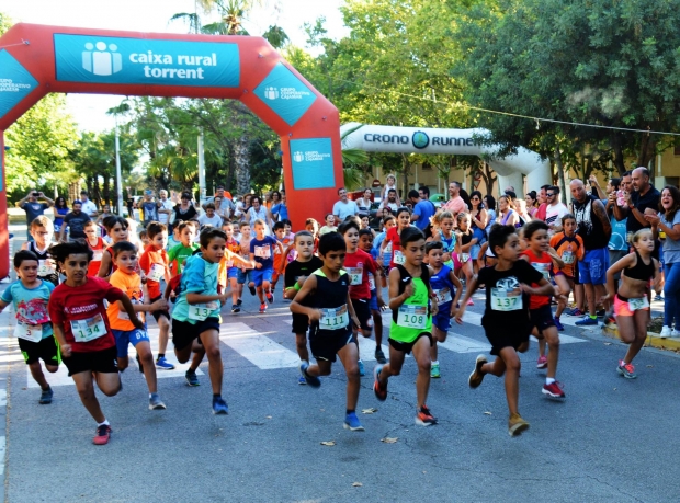 Caixa Rural de Torrent dona 716 euros a Critas de la Parroquia de Picanya