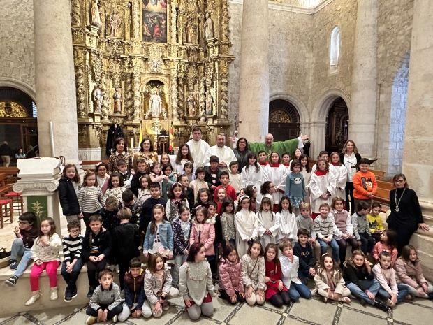 Presentacin nios 1 de Comunin (Domingo, 29 de octubre de 2023)