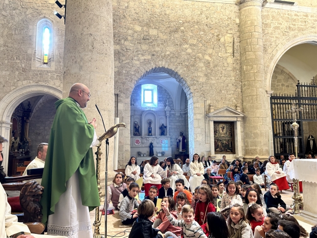 Presentacin nios 1 de Comunin (Domingo, 29 de octubre de 2023)