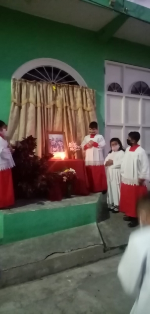 SANTA MISA Y PRIMER VA CRUCIS