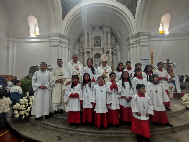 INSTITUCION DE MONAGUILLOS