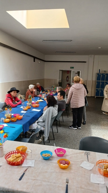 Almuerzo comunitario 