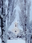 Plaza e Iglesia nevados.