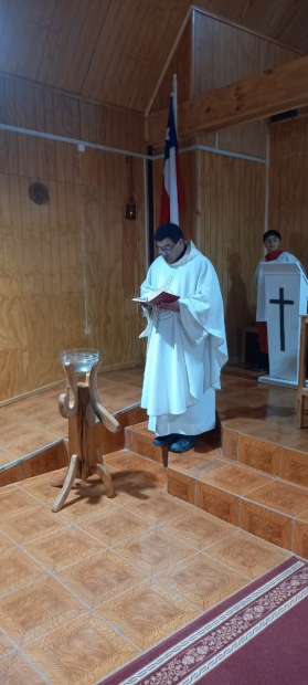 BENDICI�N DE LA NUEVA PILA BAUTISMAL DE LA PARROQUIA DE PUERTO WILLIAMS