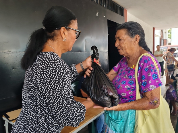 Entrega de v�veres, mayo 2026