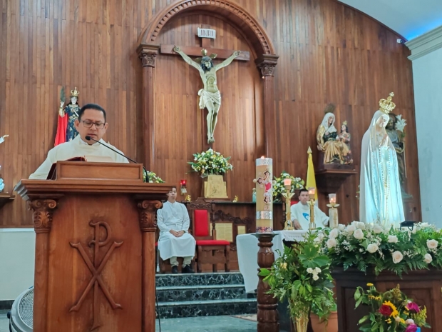 Comunidad de Santa B�rbara celebra con fervor la festividad de Nuestra Se�ora de F�tima