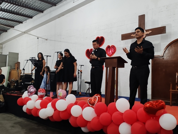 Cena del D�a de las Madres en la Parroquia Santa B�rbara