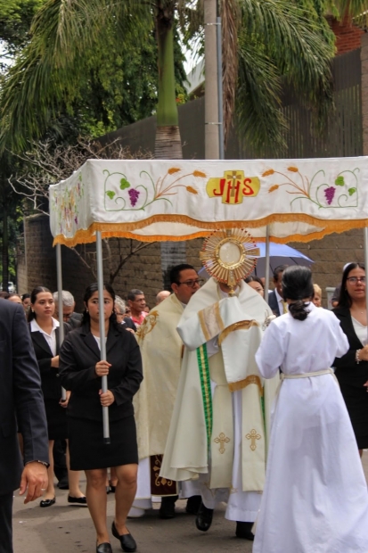 Solemnidad del Cuerpo y la Sangre de Cristo