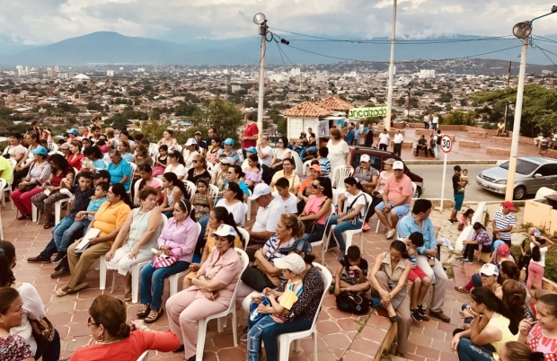 PEREGRINACION AL MONUMENTO DE FATIMA