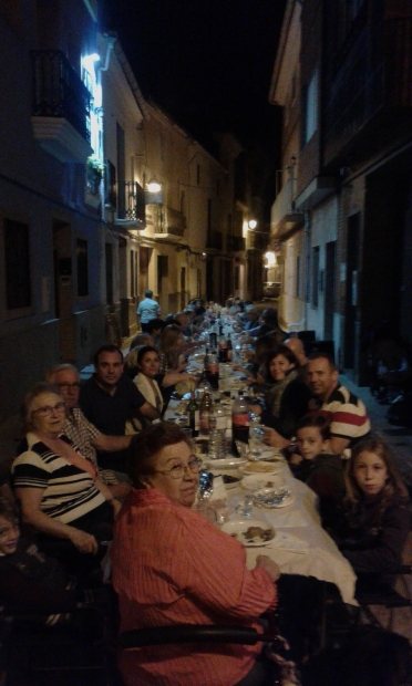 FIESTA VECINAL VISPERA VIRGEN DEL PILAR