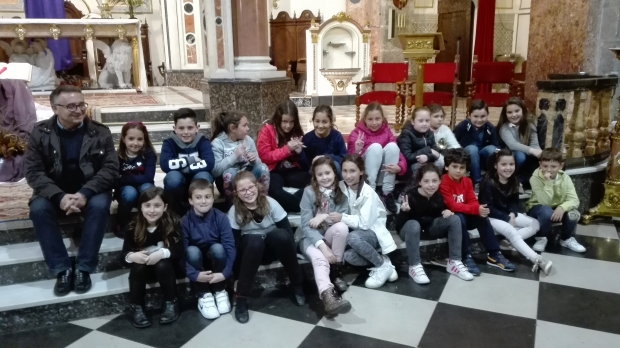 PRESENTACIN FESTEROS 2017 DE LA VIRGEN AL PIE DE LA CRUZ