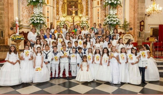 PRIMERA COMUNION