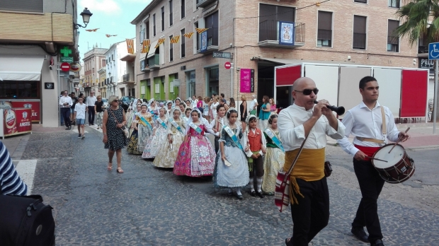 DIA DE LOS NIOS, CENA SOLIDARIA Y NIT D'ALBAES