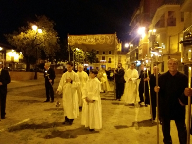 TRISAGIO  Y PROCESIN DE AO NUEVO...