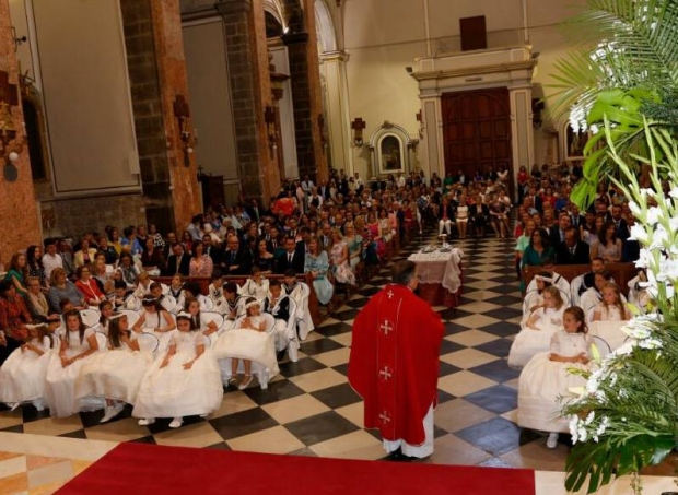 PRIMERES COMUNIONS