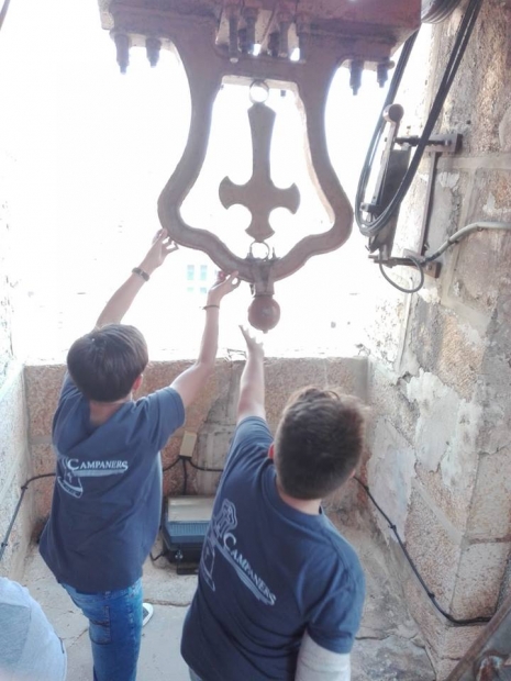 CAMPANAS Y CAMPANEROS