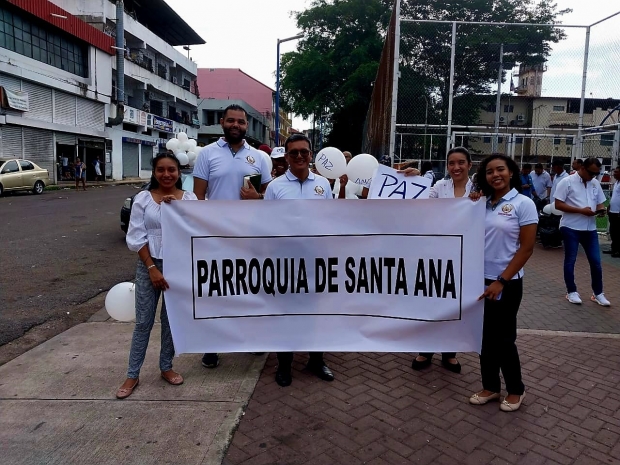 Un Rotundo xito: Crnica de la Caminata por la Paz en Santa Ana.