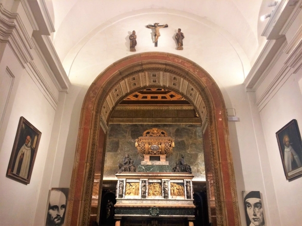 San Juan de la Cruz: Faro de Esperanza en el Camino de Adviento