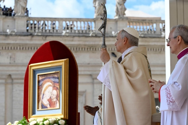 El significado profundo del inicio del Pontificado del Papa Len XIV y de los smbolos que porta el Sucesor de Pedro