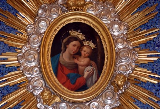 Flores a Mara  Da 28 de mayo  Advocacin mariana del da: Nuestra Seora de la Confianza
