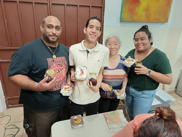 Curso de Postres Navide�os en la Parroquia de Santa Ana