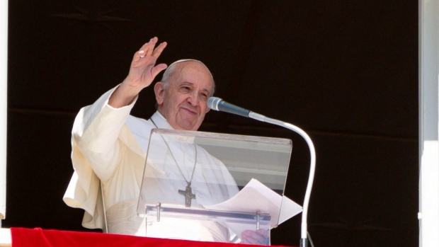 �ngelus. Francisco: se ama a Dios si se ama al pr�jimo