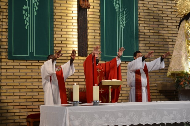 EUCARIST�A FINAL DE CURSO IDF