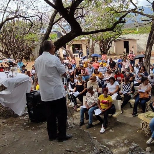 ORACION DE LA NOCHE: Lunes, 14 de marzo del 2022