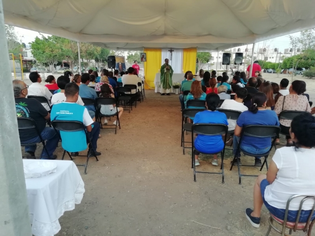 Misa de Renovacin de Bautismo y Fin de Retiro Kerigmatico. 