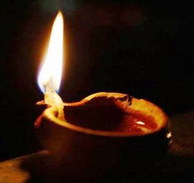 ADVENT/ADVIENTO, CAM DE NADAL