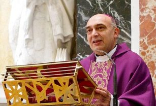 10 DE DESEMBRE. ARRIBADA A VALNCIA ARQUEBISBE ENRIQUE BENAVENT